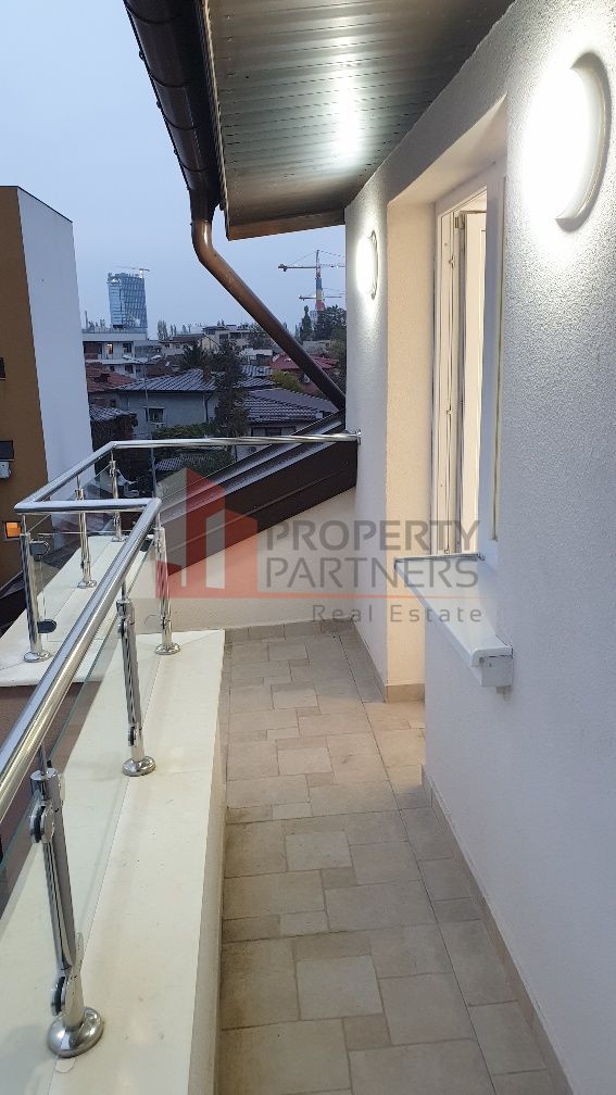 Apartament 3 camere, nou, mobilat, modern - Poză 9