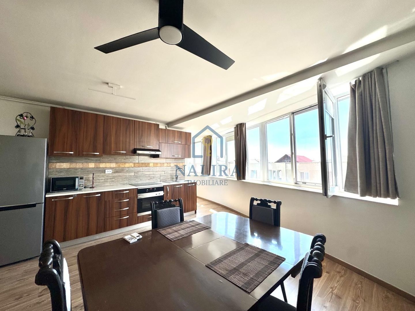 Chirie apartament 97mp cu 3 camere + Parcare - Transilvaniei - Poză 9