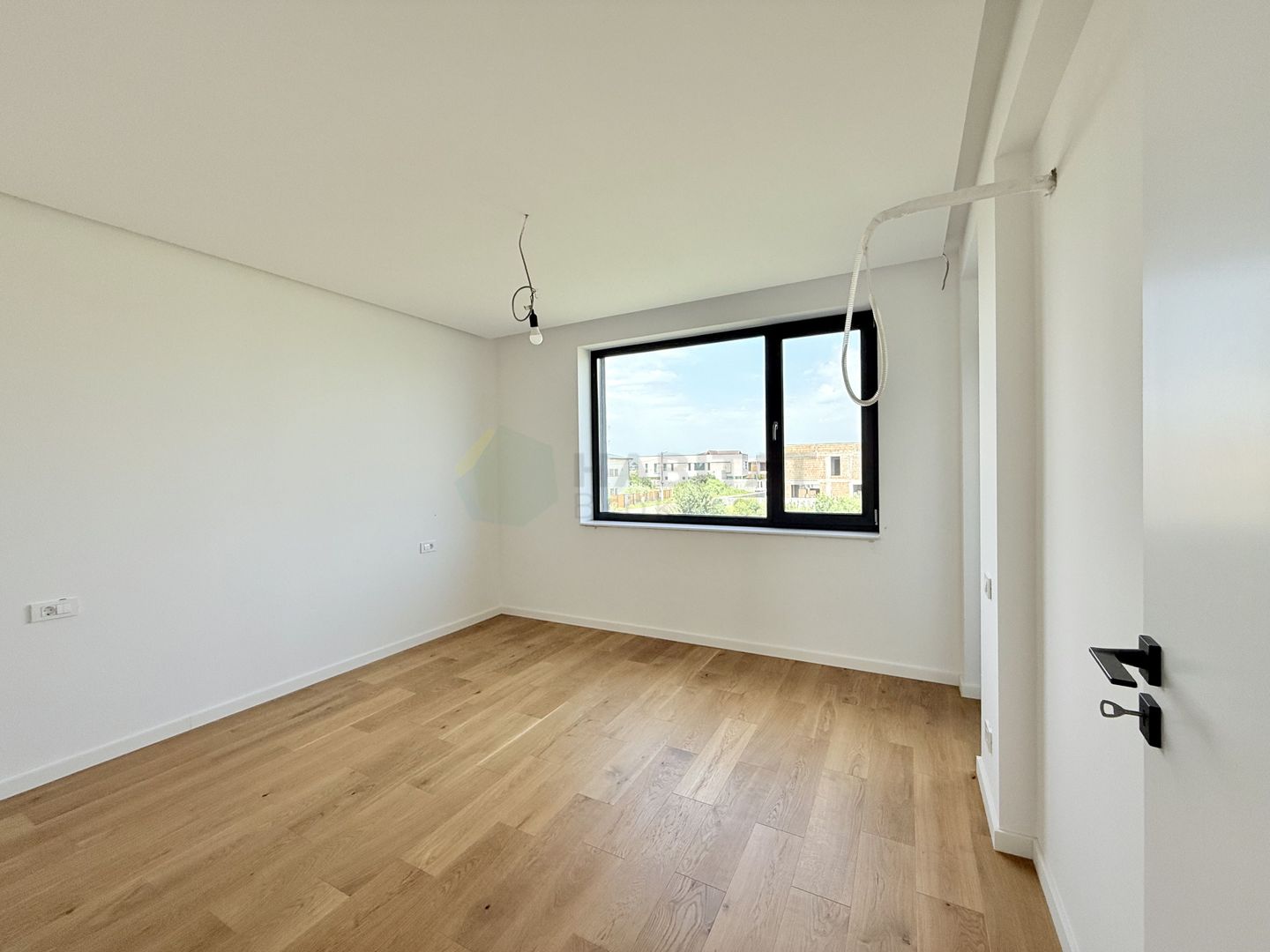 Disponibila acum in zona Matei Millo | Vila moderna 5 camere - Poză 12