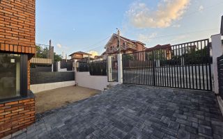 Casa cuplata semifinisata, 5 camere, 240mp, zona Dezmir - Poză 6