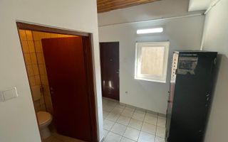De închiriat: Spațiu comercial / atelier auto 64 mp - Poză 9