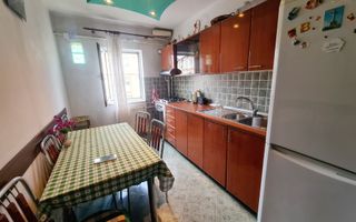 Apartament 3 camere - Centru - Etaj 4/5 - Poză 7