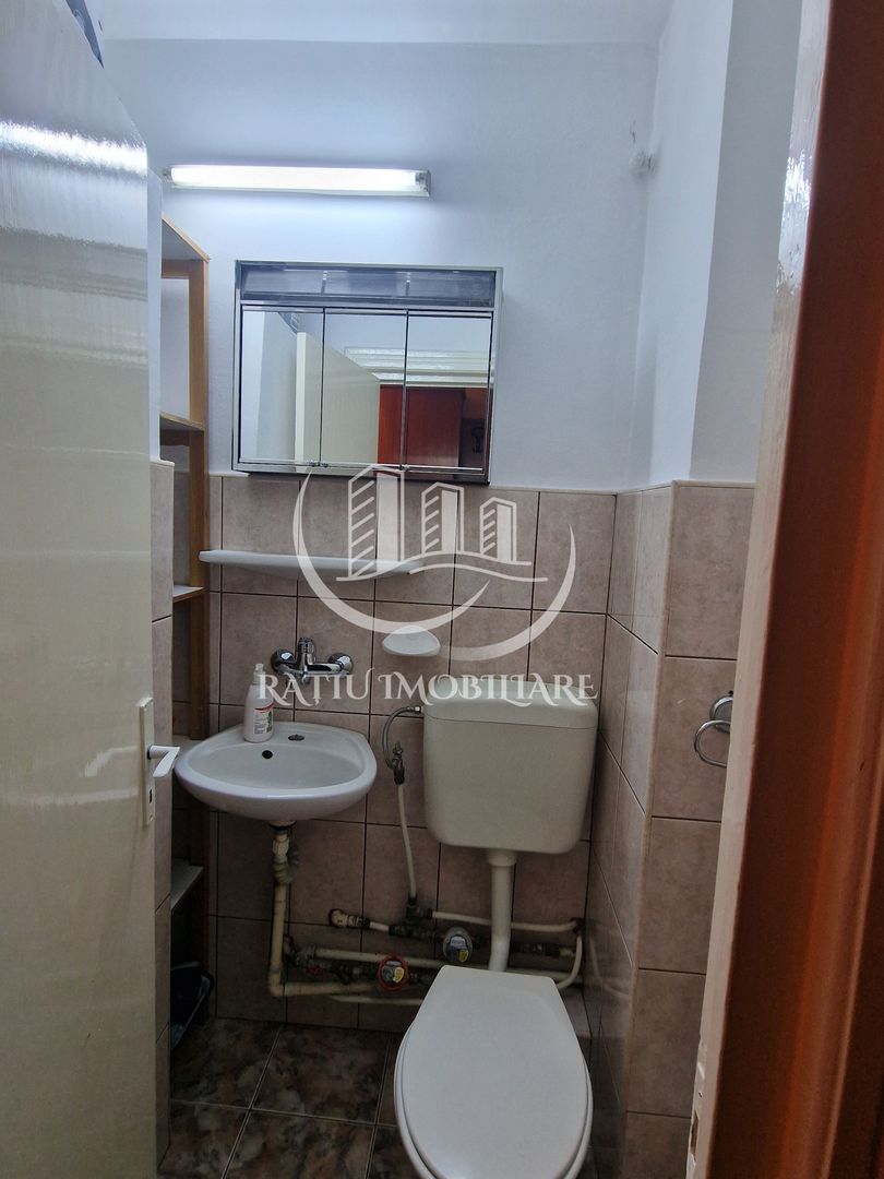 Apartament cu 4 camere | Decebal | Oradea - Poză 10