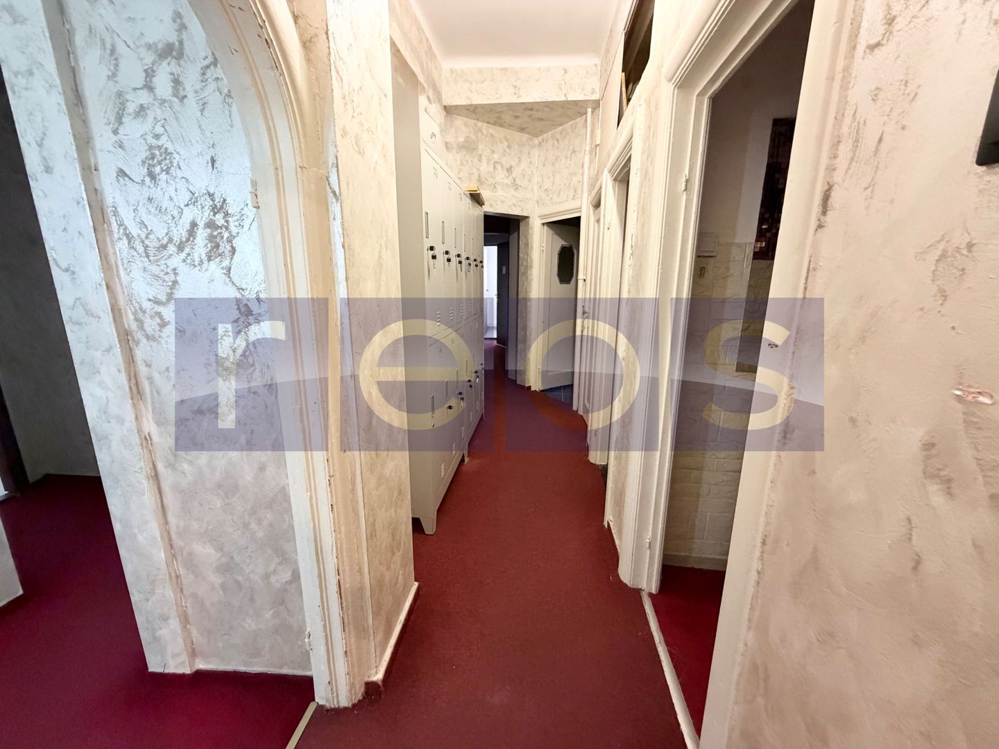 SPATIU 140 MP | 7 CAMERE | PARTER INALT | IDEAL ACTIVITATI COMERCIALE - Poză 7