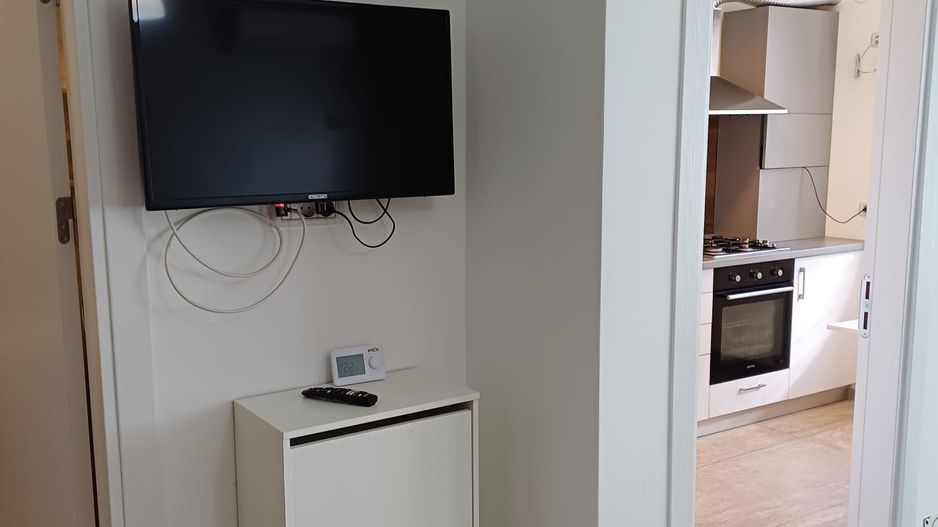 GARSONIERA BRANCOVEANU, CENTRALA PROPRIE,MOBILAT MODERN - Poză 5