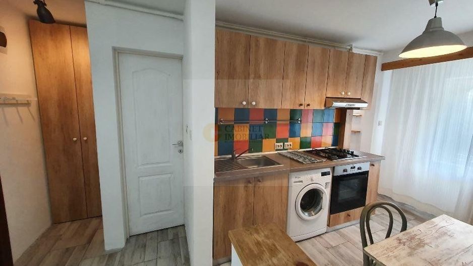 Garsonieră 40mp | Mobilată complet | Bloc cu lift | Bulevardul Decebal - Poză 8