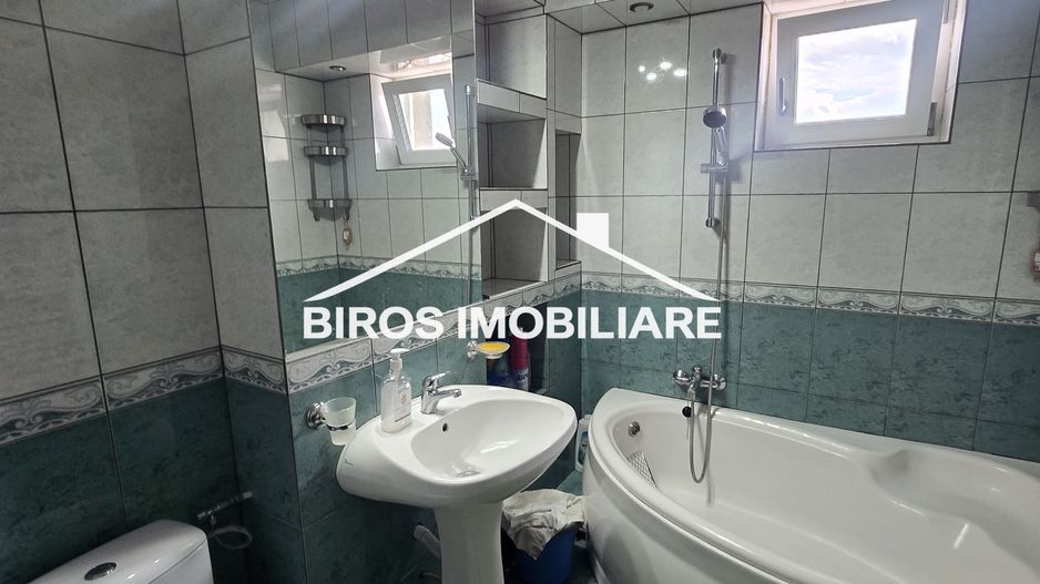 3 camere Calea Bucuresti - Vodafone - Poză 6