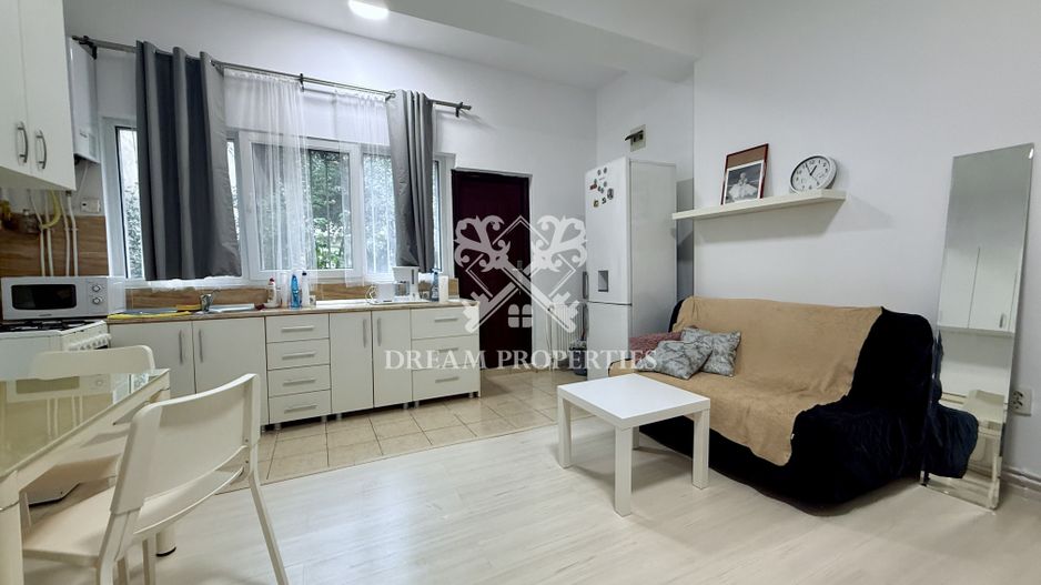 Garsoniera de inchiriat, terasă, 30 mp, zona ULTRACENTRALA - Poză 3