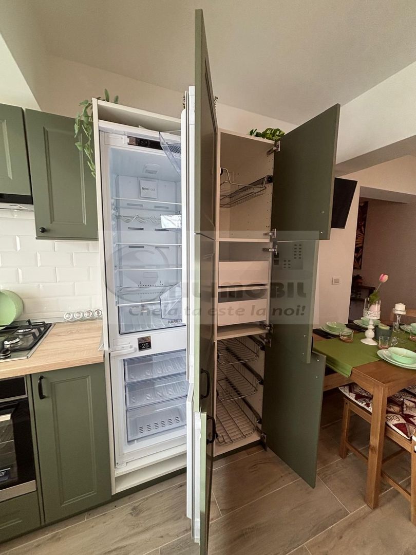 Apartament 4 camere, LUX, Capat CUG- 650 EURO - Poză 16