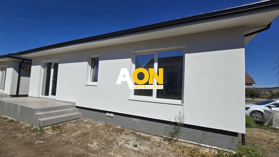 Casă Individuală de Închiriat, 4 Camere, Prima Închiriere, Ampoi 3 - Poză 2
