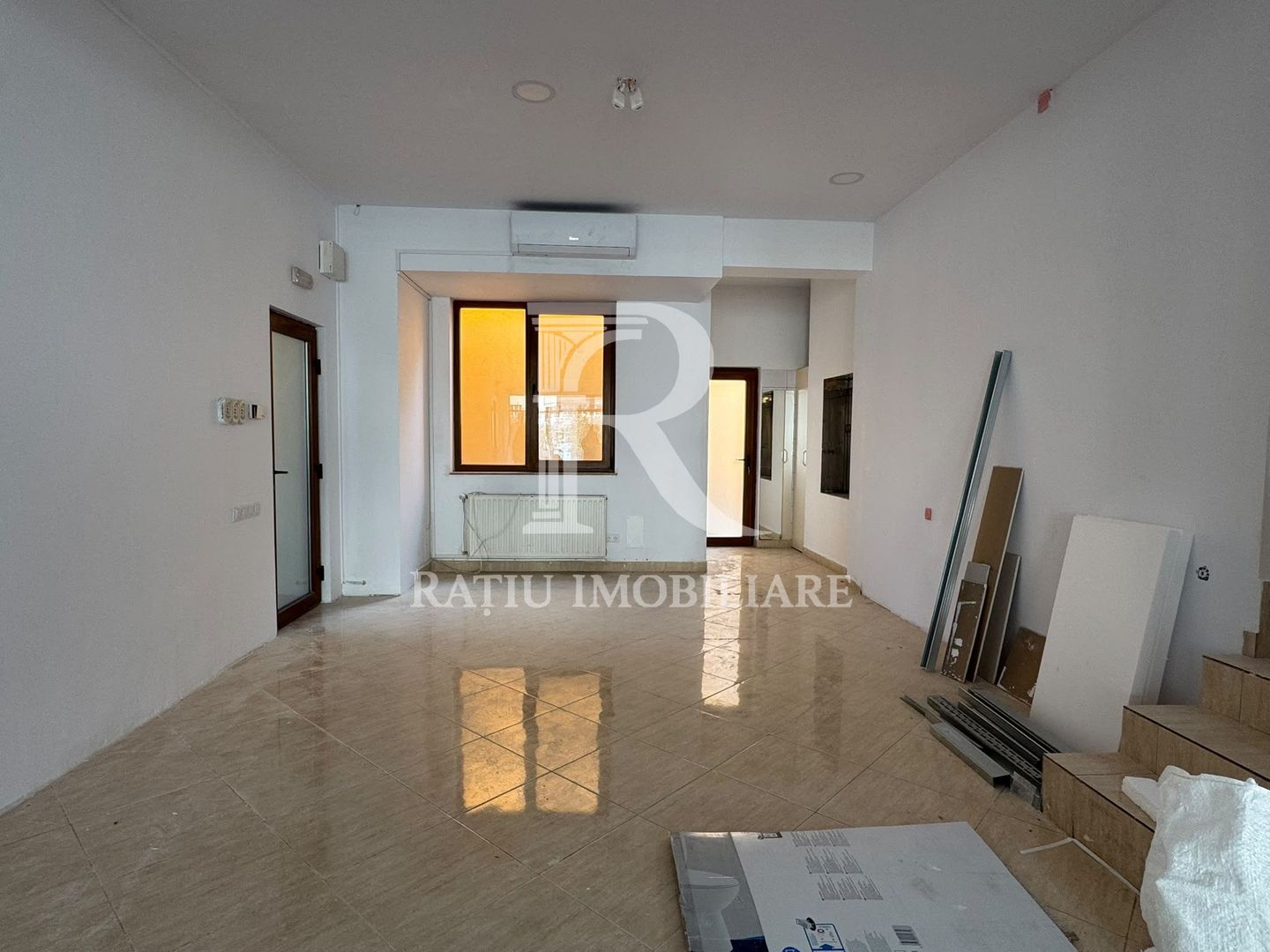 De inchiriat | Spatiu Comercial 150 MP | Iosia - Poză 3