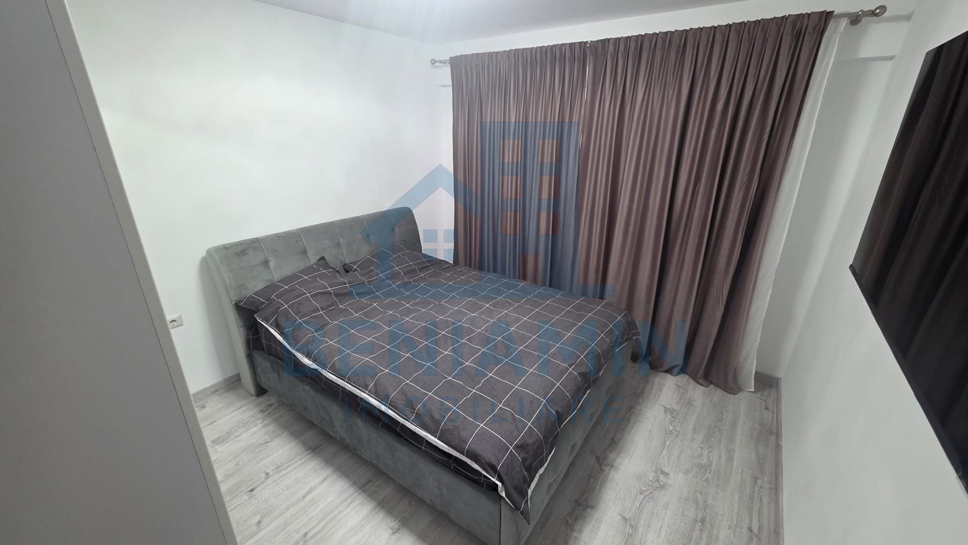 Apartament 3 camere 2 bai Decebal Residence Lapus - Poză 9