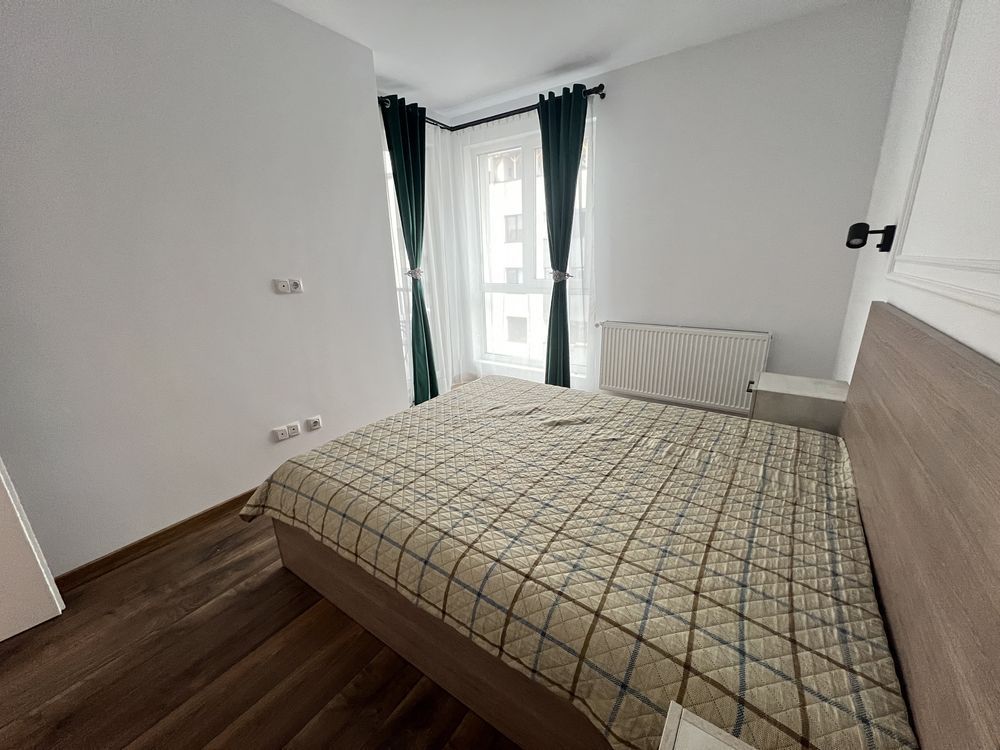 Vand apartament 2 camere - Poză 4