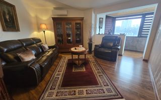 Apartament 2 Camere M-uri, Vedere spre Catedrala, Complet Renovat - Poză 3