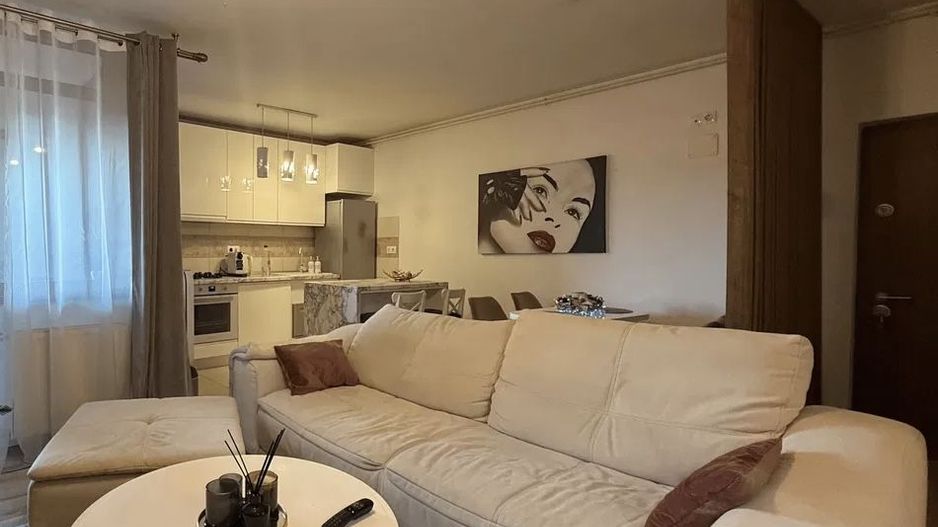De închiriat – Apartament 2 Camere Brâncoveanu , Cu Centrala - Metrou - Poză 10