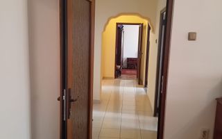 Apartament 3 camere dec,Micro 21,et 3,2 bai,2 balcoane - Poză 3