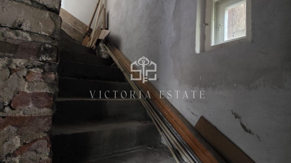 Casă de vânzare în Ploiești 4 camere - Poză 7