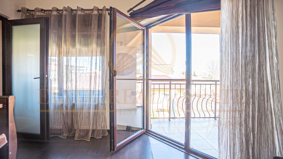 Casa De Vanzare in Palazu Mare - Teren de 455 mp cu Piscina si Garaj - Poză 33