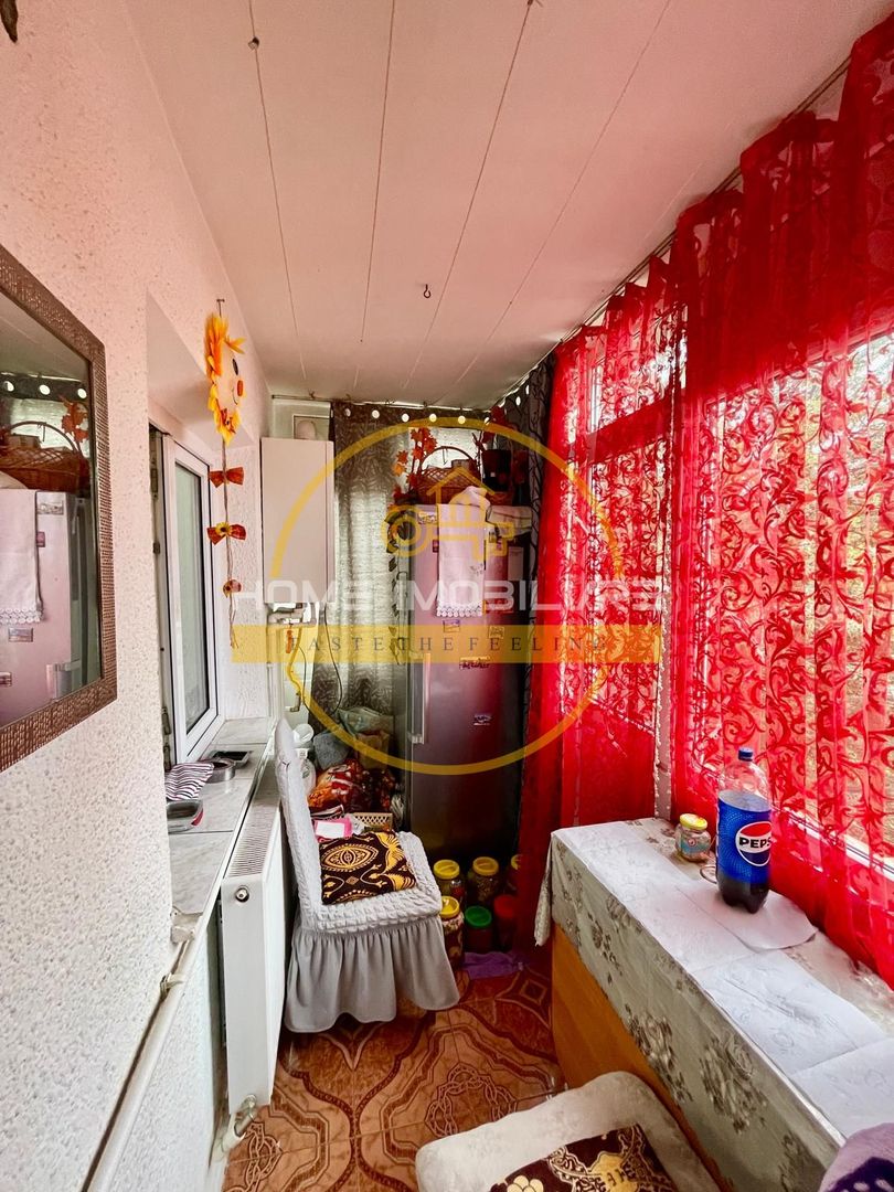 Apartament 2 Camere Decomandat Nicolina 53 Mp Bloc 1988 - Poză 10