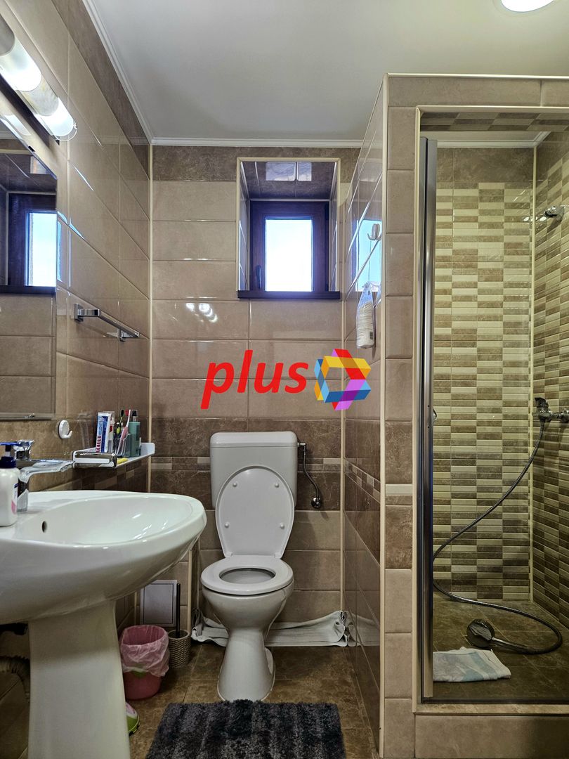 Casă plus Spațiu comercial  741 mp, Teren 906 mp Brasov - zona Blumana - Poză 7