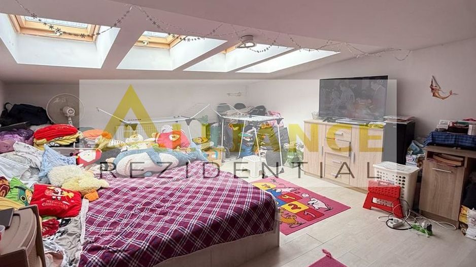 Apartament mare 4 camere â 145 mp compartimentare eficienta - Poză 13