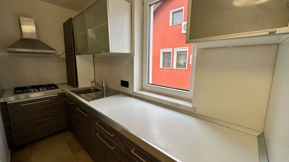 Apartament cu 3 camere de închiriat Dumbravita - Poză 6