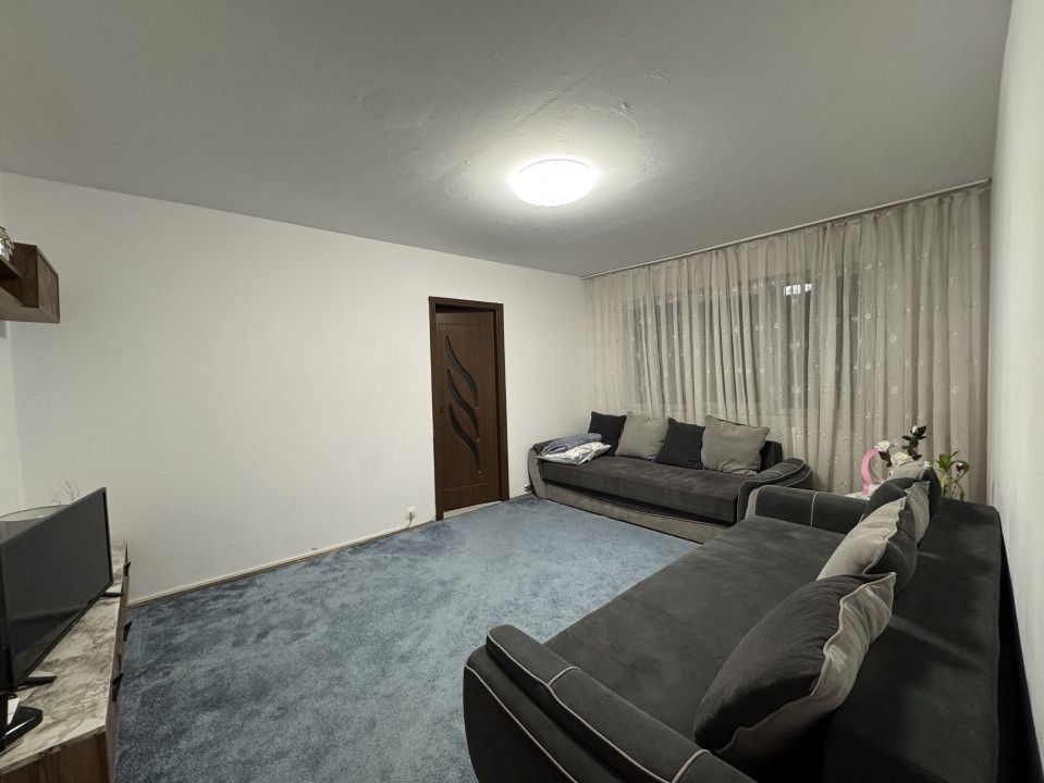 Apartament 3 camere Circumvalatiunii langa Gen 18, etaj 3 - Poză 1