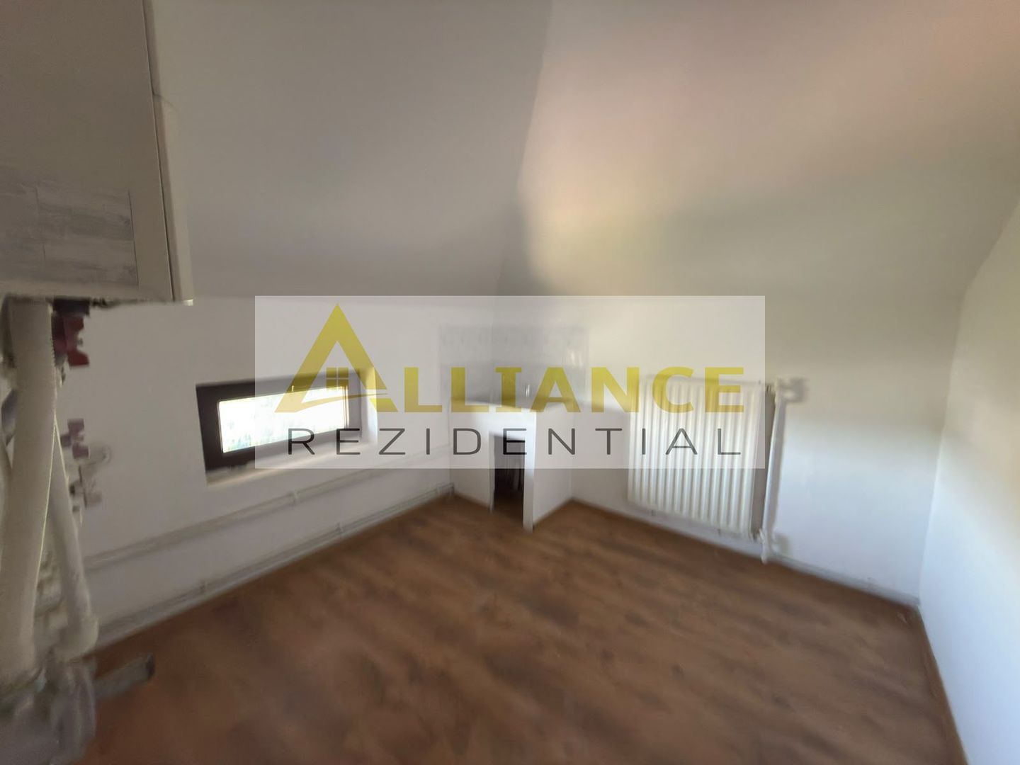 Casa individuala de vanzare in Catelu - 14 camere - teren 1550 mp - Poză 33