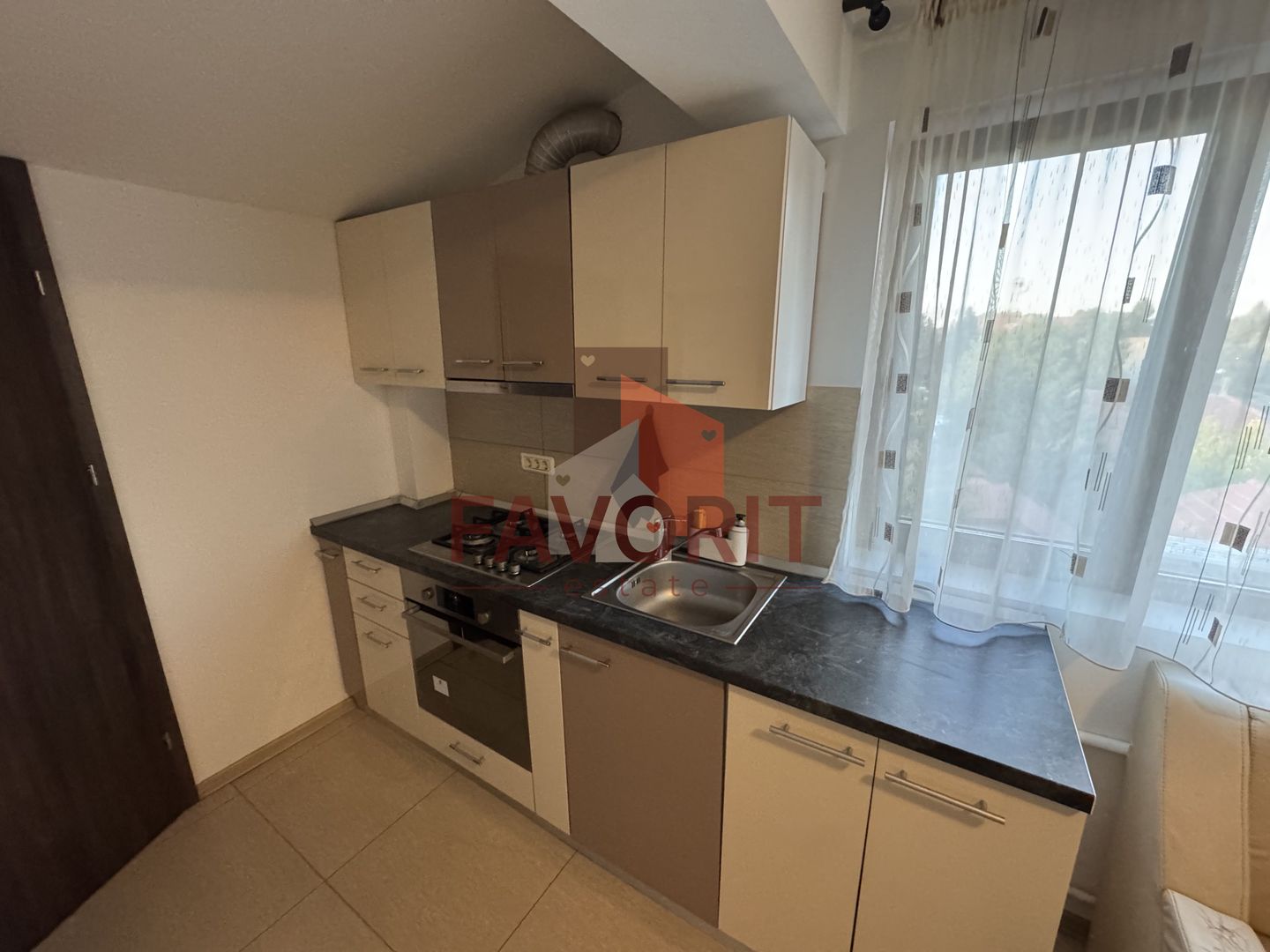 Comision 0%. Disponibil imediat. Mobilat si utilat. Pozitie excelenta - Poză 3