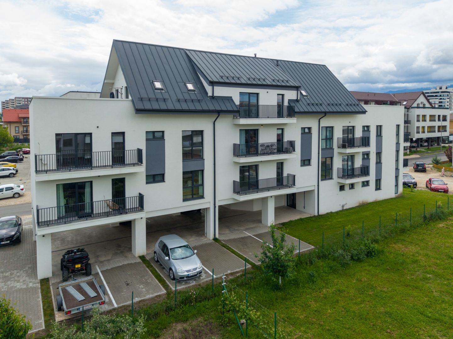Apartament nou - loc parcare acoperit  inclus - Poză 15