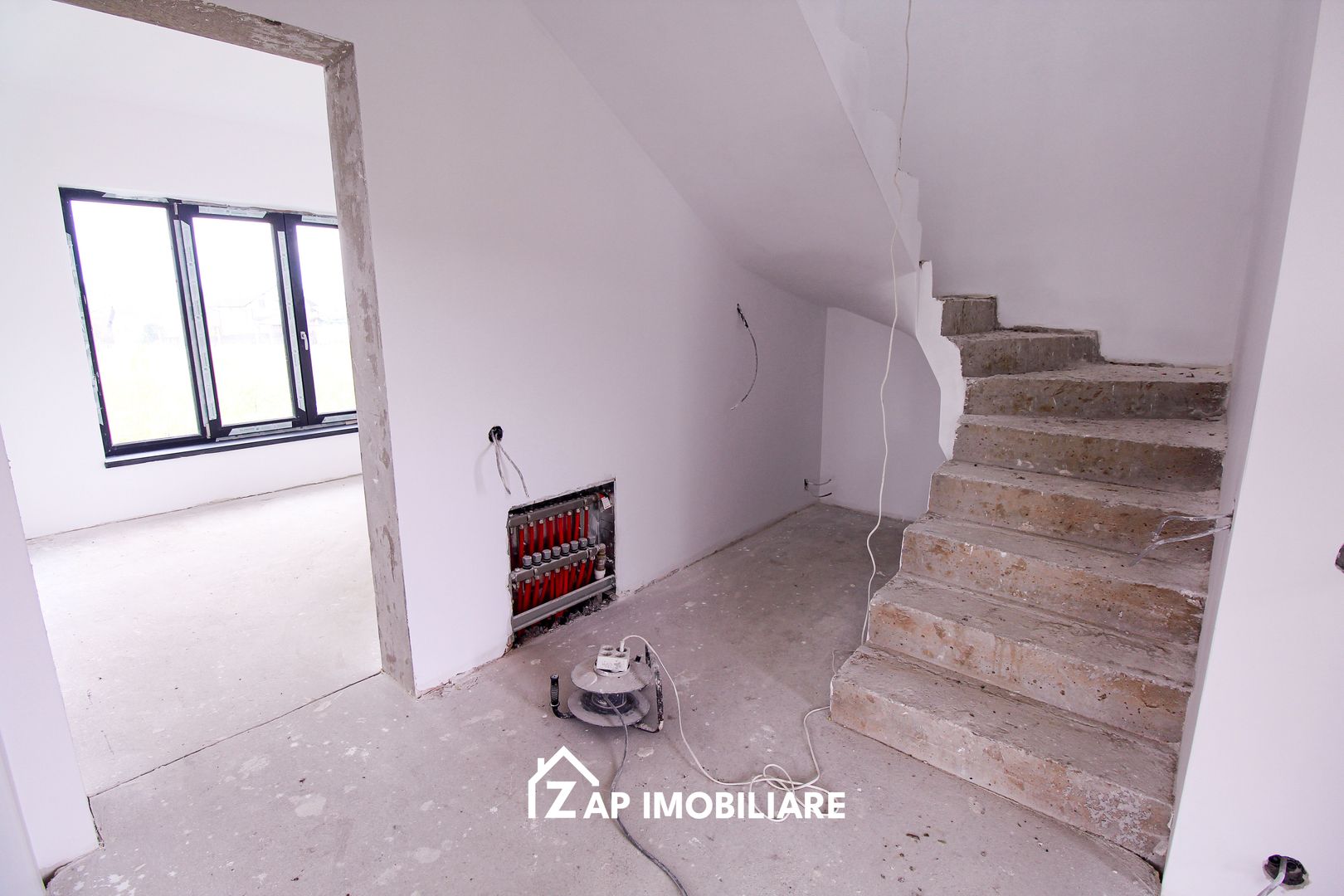 Corunca - Casă Individuală P+1 - 5 Camere (4 Dormitoare) - Teren 490 mp - Semifi - Poză 9