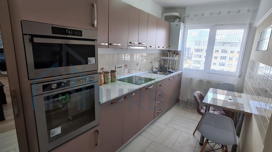 # Închiriez Apartament 3 camere Lux Centru, Palas - Poză 2