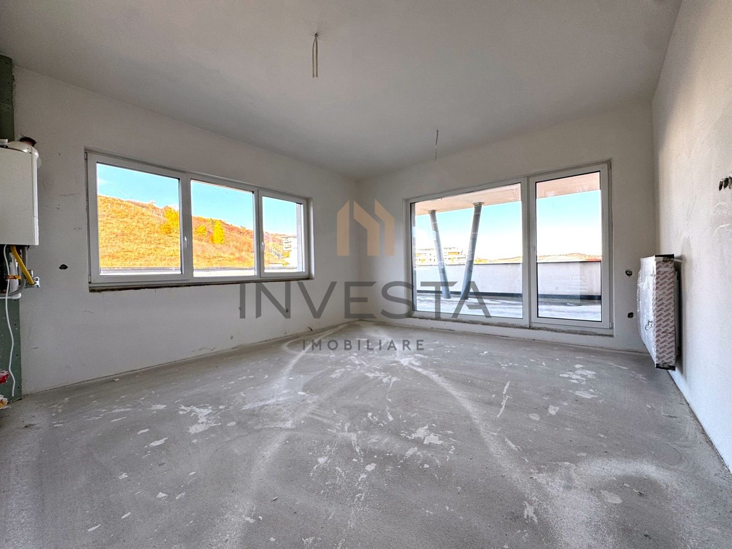 Apartament 3 camere si terasa de 58 mp cu vedere spre padure, Floresti - Poză 1