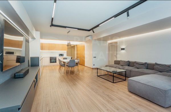 Chirie, apartament, 4 camere, strada Petru Rareș, Râșcani - Poză 1