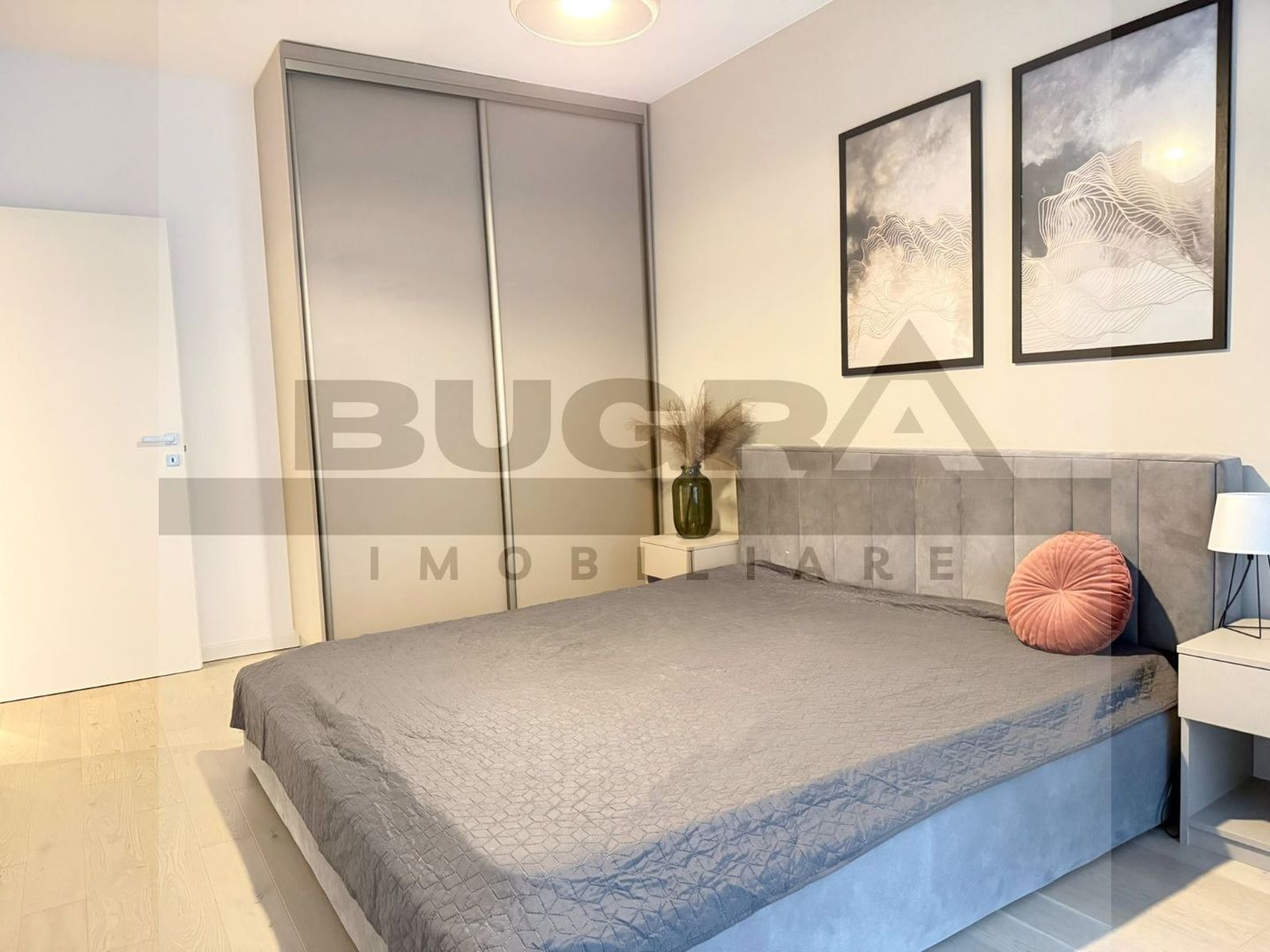 Apartament de 2 camere, 60mp, parcare subterana, zona Centrala - Poză 3