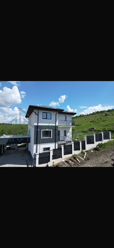 Vila Premium D+P+1 de vanzare in Breazu - Rediu, zona linistita cu priveliste superba - Poză 1