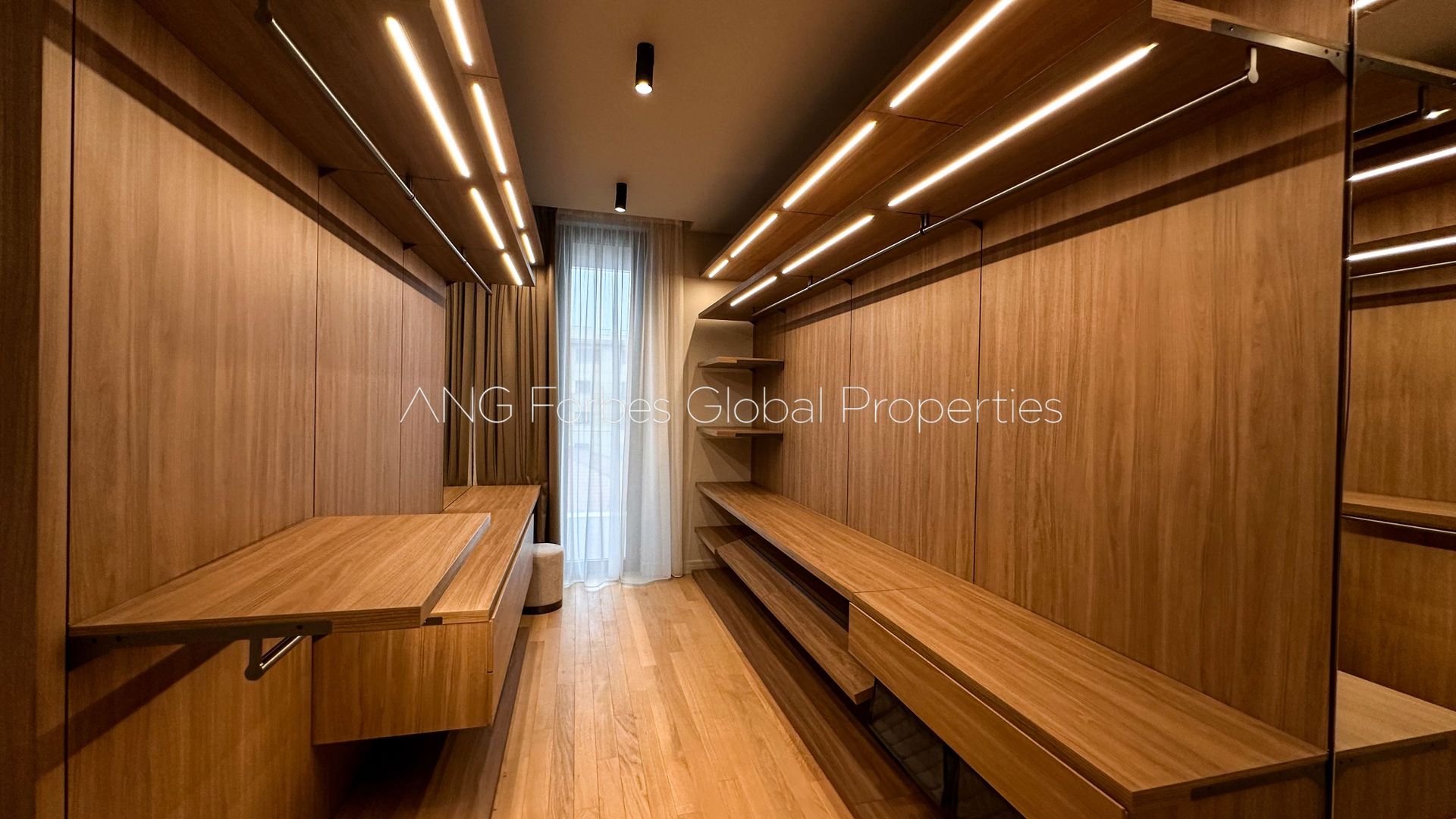 Rahmaninov Residence | 4 Camere cu Vedere Panoramică - Poză 8