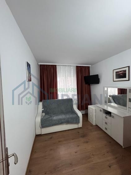 Apartament cu 3 camere - Poză 3