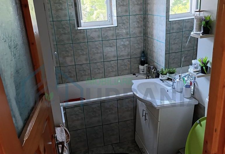 Apartament 3 camere, 68 mp, etaj 2, balcon, bucătărie separată, Tomesti - Poză 6