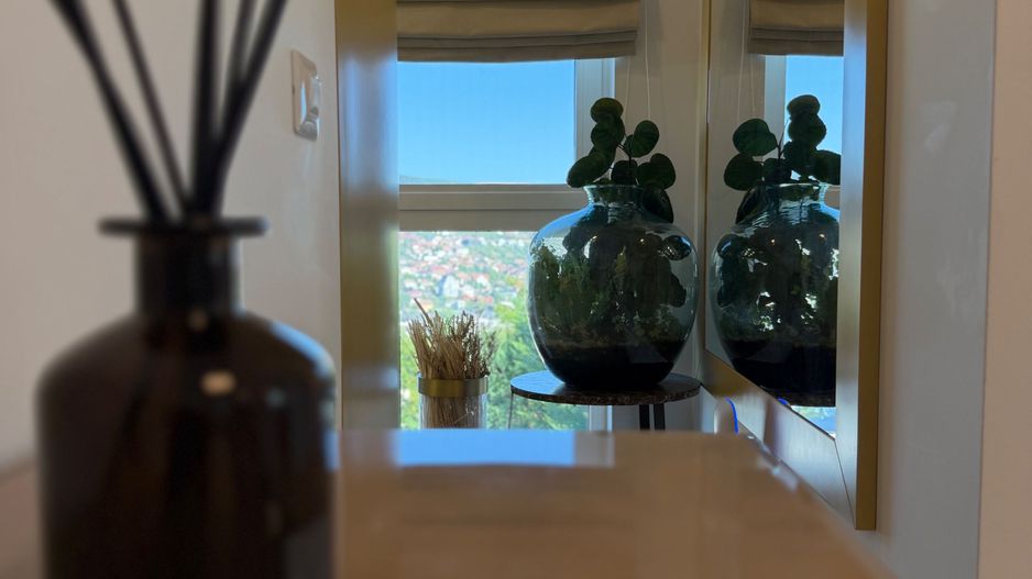 Apartament PREMIUM cu curte, terasă și lift cu acces direct în living - Poză 43