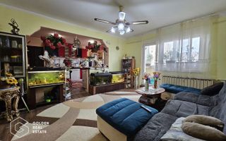 Apartament cu 5 camere ,Micalaca, zona 300 - Poză 2