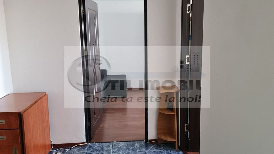 Ap 2 camere decomandat– 57 mp, Etaj 10, Renovat - 370 Euro - Poză 5