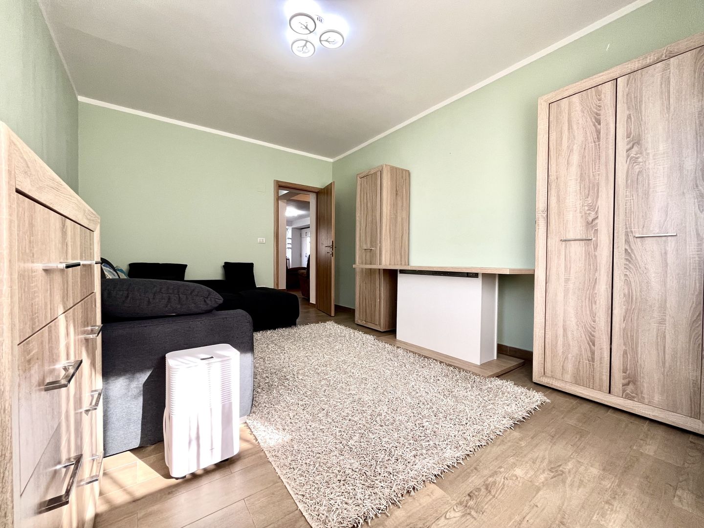 Apartament cu 3 camere,  spațios si primitor, in Soarelui- Sud Plaza - Poză 16