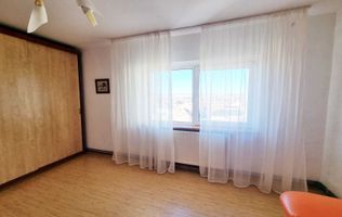 Apartament 3 camere 73 mp utili cu balcon si boxa zona Terezian