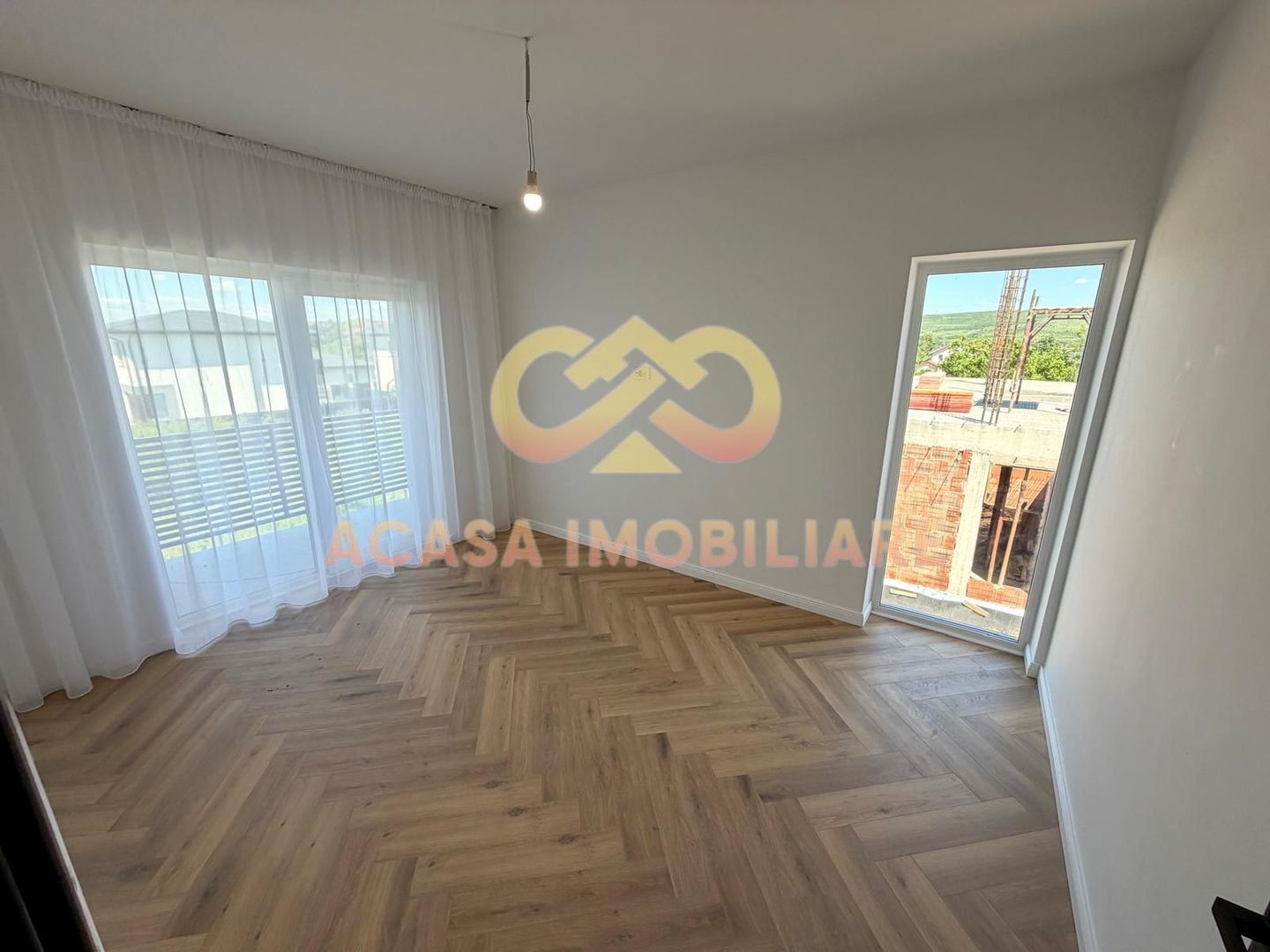 DUPLEX 4 CAMERE  120MP  VISAN - Poză 20