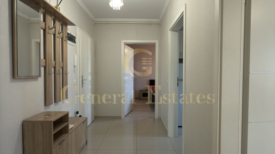 Vand apartament 2 camere - Poză 2