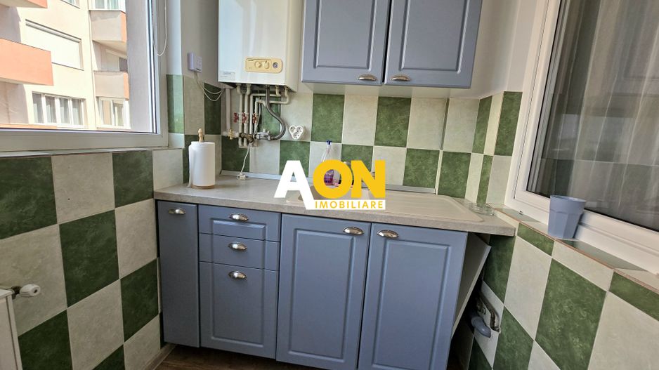 Apartament cu 3 Camere, Bloc Nou, Zona Centru - Poză 8