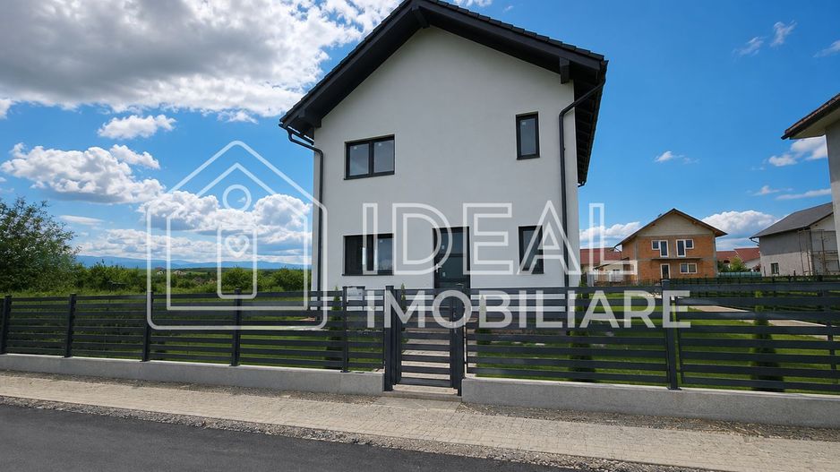 Casa Individuala Moderna cu 265 mp de curte, Sura Mica - Poză 3