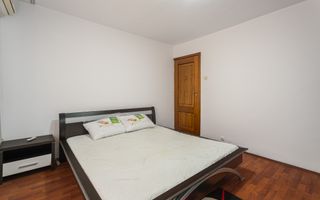 4 camere cu boiler, 13 Septembrie - Poză 3