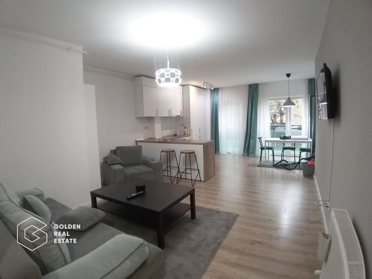 Apartament frumos decorat, etajul 1, Arad Plaza - Poză 1